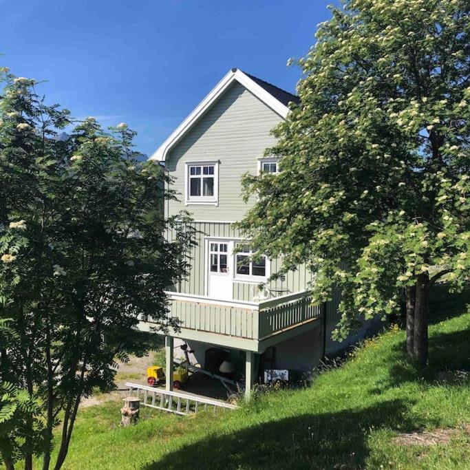 Casa vacanze Morkveden Feriehus, Lofoten Ramberg